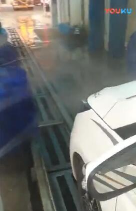 隧道式11刷洗車機視頻
